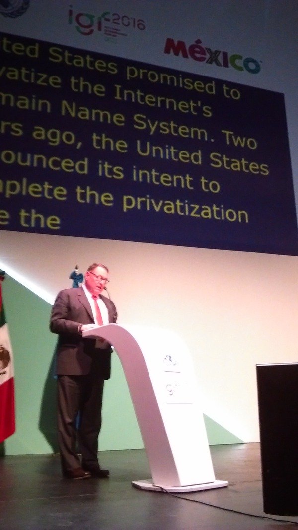 Larry Strickling speaking at IGF 2016